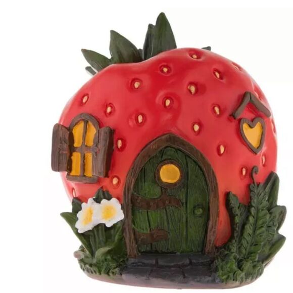 🍓🍓🍓 Strawberry House🍓🍓 - Picture 1 of 3